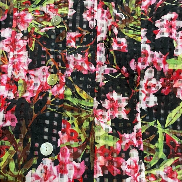 Isabel Hayley semi sheer floral button up blouse - Picture 5 of 9